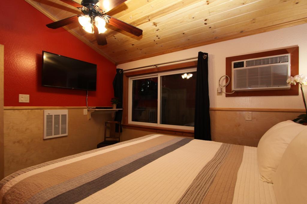 The Woods Hotel - Gay Lgbtq Cabins Guerneville Kültér fotó